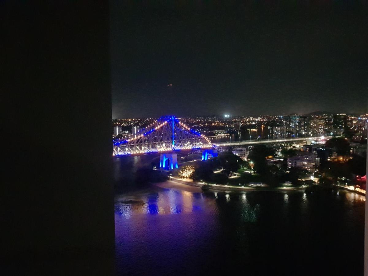 Amazing River View - 3 Bedroom Apartment - Brisbane Cbd - Netflix - Fast Wifi - Carpark Exterior foto